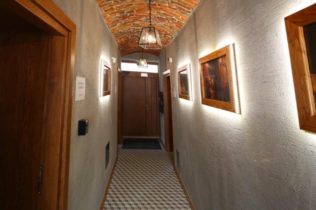 Aparthotel Zakatna B&B Tarnow Exterior photo