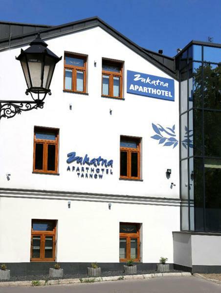 Aparthotel Zakatna B&B Tarnow Exterior photo